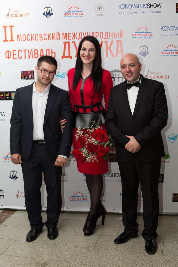 Команда "Дудукиста" : Сурен Багдасарян, Марина Селиванова и Оганес Казарян
